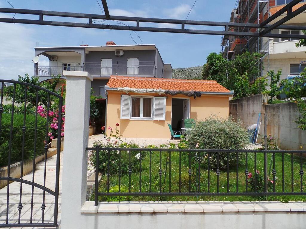 Marino Apartment Seget Vranjica Exterior foto